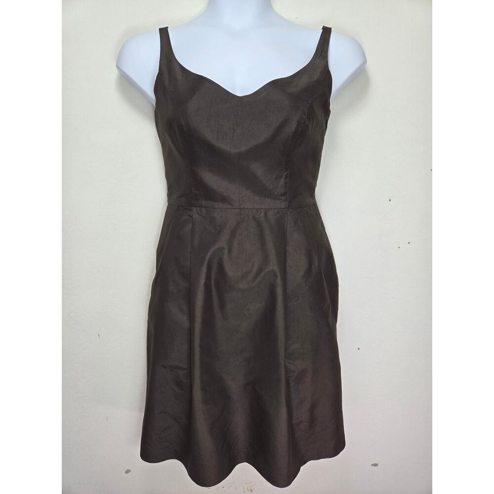 Ann Taylor Women's Chocolate Brown V Neck, Sleeveless Silk Dress. Size 4